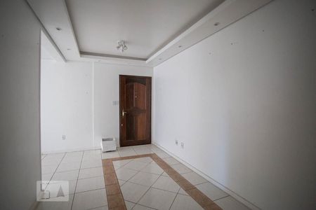 Hall de entrada de apartamento para alugar com 3 quartos, 98m² em Cavalhada, Porto Alegre