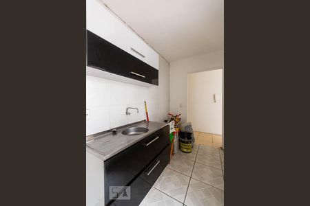 Cozinha de apartamento à venda com 1 quarto, 48m² em Partenon, Porto Alegre