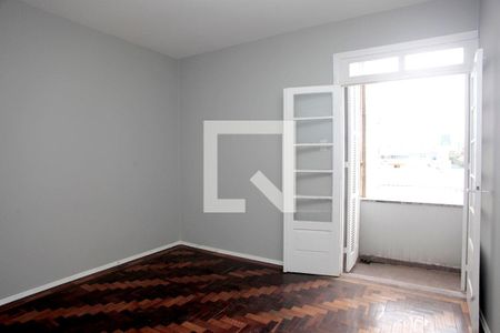 Quarto 1 de apartamento à venda com 2 quartos, 75m² em Navegantes, Porto Alegre