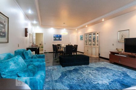 Sala de apartamento à venda com 3 quartos, 147m² em Vila Itapura, Campinas