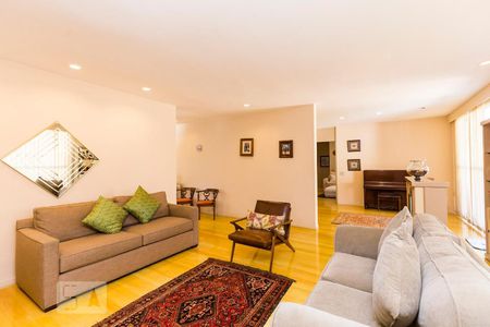Sala de apartamento à venda com 4 quartos, 570m² em Cosme Velho, Rio de Janeiro
