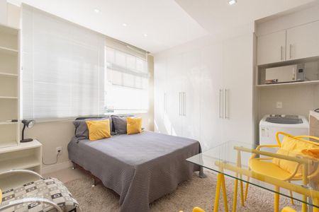 Quarto de kitnet/studio para alugar com 1 quarto, 25m² em Centro, Rio de Janeiro