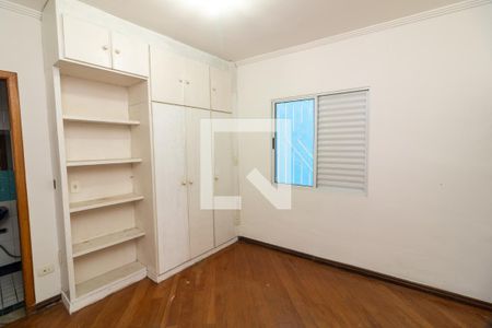 Quarto 1 de casa para alugar com 3 quartos, 240m² em Fazenda Morumbi, São Paulo