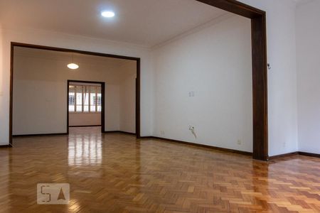 Apartamento para alugar com 218m², 4 quartos e 1 vagaSala