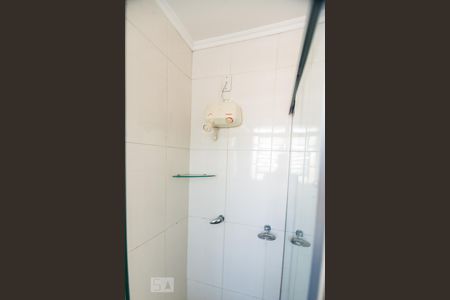 Banheiro de apartamento para alugar com 2 quartos, 65m² em Petrópolis, Porto Alegre