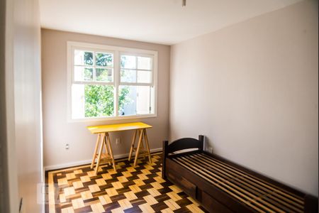 Quarto 2 de apartamento para alugar com 2 quartos, 65m² em Petrópolis, Porto Alegre