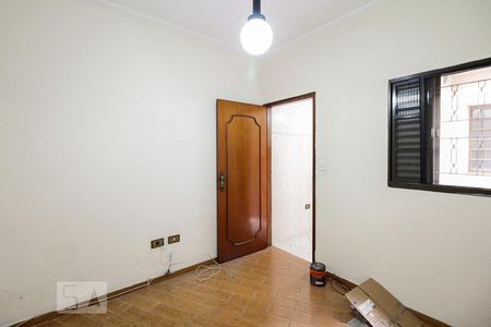 Sala  de casa para alugar com 2 quartos, 150m² em Vila Bertioga, São Paulo