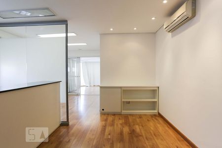 Sala de apartamento à venda com 2 quartos, 89m² em Cerqueira César, São Paulo