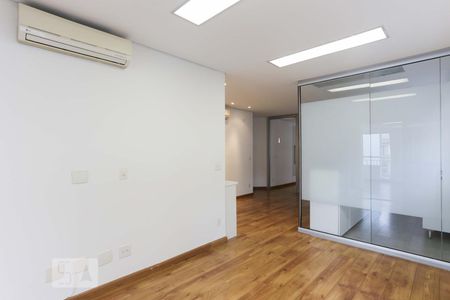 Sala de apartamento à venda com 2 quartos, 89m² em Cerqueira César, São Paulo