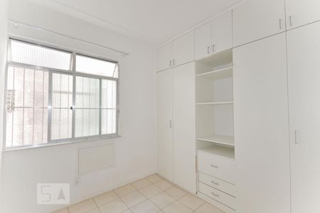 Apartamento para alugar com 1 quarto, 45m² em Grajaú, Rio de Janeiro