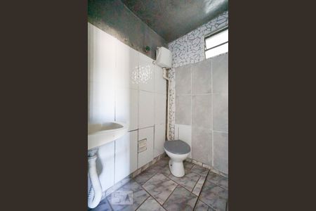 Banheiro de casa para alugar com 1 quarto, 50m² em Parque Císper, São Paulo