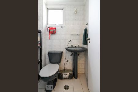 Banheiro de apartamento para alugar com 2 quartos, 55m² em Rio Pequeno, São Paulo