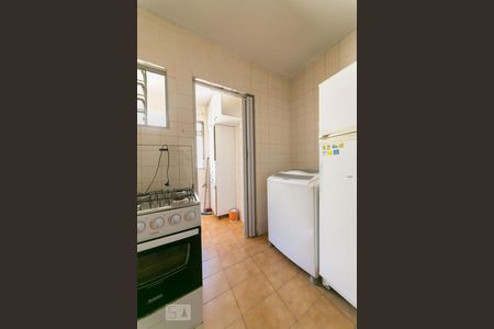 Cozinha de apartamento à venda com 2 quartos, 68m² em Jardim Paulicéia, Campinas