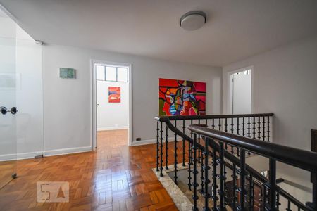 Casa para alugar com 700m², 4 quartos e 3 vagas Casa para alugar com 700m², 4 quartos e 3 vagasHall do 2 piso