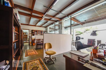 Casa para alugar com 700m², 4 quartos e 3 vagas Casa para alugar com 700m², 4 quartos e 3 vagasSala de Jantar