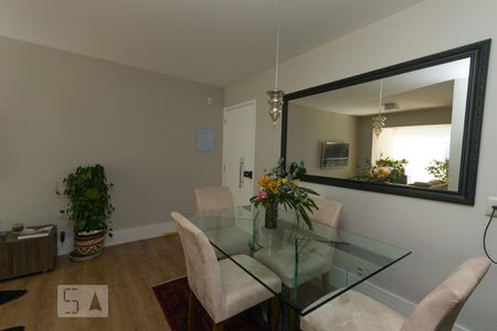 Sala de apartamento à venda com 2 quartos, 72m² em São Judas, São Paulo