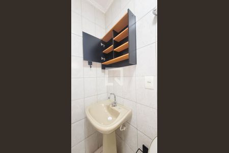 Banheiro de apartamento para alugar com 1 quarto, 37m² em Botafogo, Campinas