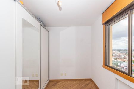 Quarto 2 de apartamento à venda com 2 quartos, 87m² em Passo da Areia, Porto Alegre