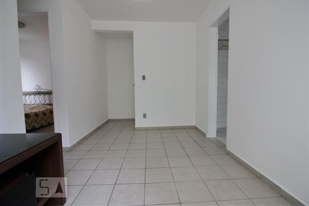 Apartamento à venda com 70m², 2 quartos e sem vagaSala