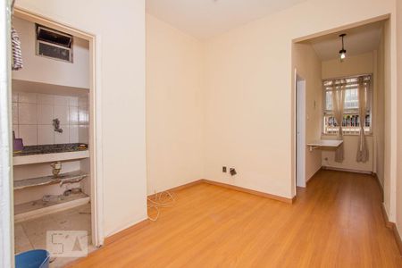 Sala de apartamento para alugar com 1 quarto, 30m² em Flamengo, Rio de Janeiro