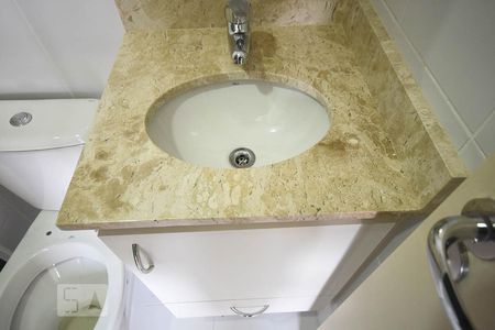 Detalhe do Banheiro Suíte de apartamento para alugar com 2 quartos, 70m² em Ferreira, São Paulo