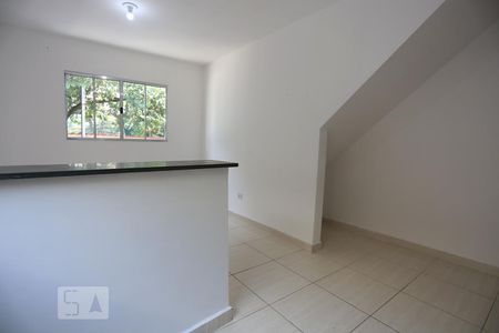 cozinha de casa para alugar com 2 quartos, 60m² em Jardim Peri, São Paulo