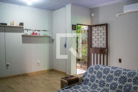 Sala de casa à venda com 3 quartos, 250m² em Santo Antônio, Porto Alegre