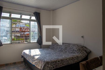 Quarto 2 de casa à venda com 3 quartos, 250m² em Santo Antônio, Porto Alegre