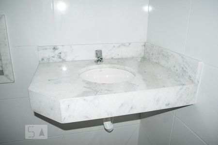 BANHEIRO de casa de condomínio à venda com 1 quarto, 35m² em Tucuruvi, São Paulo