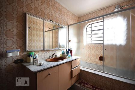 Banheiro de casa à venda com 4 quartos, 270m² em Jardim das Vertentes, São Paulo