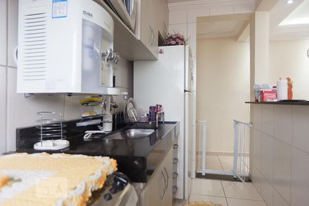 Cozinha de apartamento à venda com 3 quartos, 58m² em Jardim Márcia, Campinas