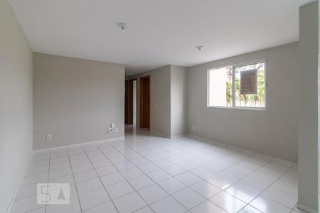 Sala de apartamento para alugar com 3 quartos, 50m² em Fazendinha, Curitiba