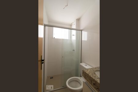 Banheiro de casa para alugar com 2 quartos, 115m² em Castelo, Belo Horizonte