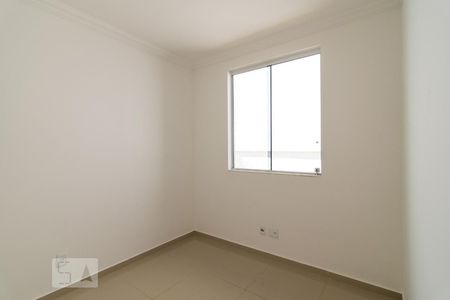 Quarto de casa para alugar com 2 quartos, 115m² em Castelo, Belo Horizonte