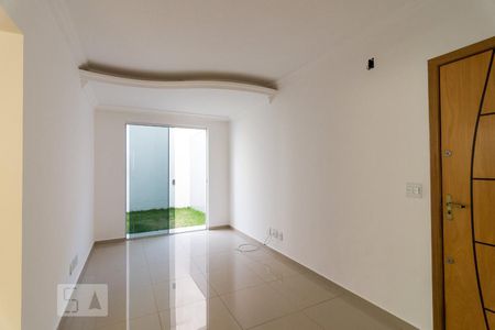 Sala de casa para alugar com 2 quartos, 115m² em Castelo, Belo Horizonte