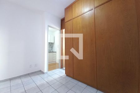 Sala de apartamento à venda com 1 quarto, 40m² em Vila Itapura, Campinas