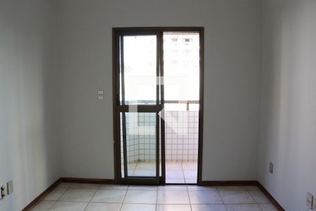 Detalhe da sala de apartamento para alugar com 3 quartos, 150m² em Mansões Santo Antônio, Campinas