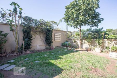 Casa de condomínio à venda com 450m², 5 quartos e 2 vagas Casa de condomínio à venda com 450m², 5 quartos e 2 vagasJardim