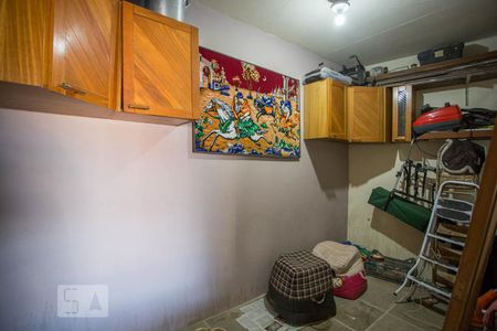 Casa de condomínio à venda com 450m², 5 quartos e 2 vagas Casa de condomínio à venda com 450m², 5 quartos e 2 vagasDispensa