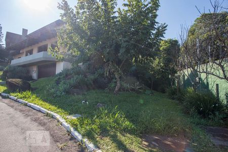 Casa de condomínio à venda com 450m², 5 quartos e 2 vagas Casa de condomínio à venda com 450m², 5 quartos e 2 vagasJardim