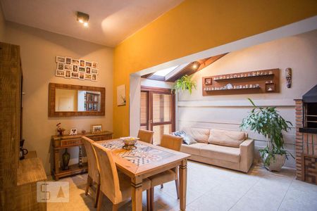 Casa de condomínio à venda com 450m², 5 quartos e 2 vagas Casa de condomínio à venda com 450m², 5 quartos e 2 vagasSala 2