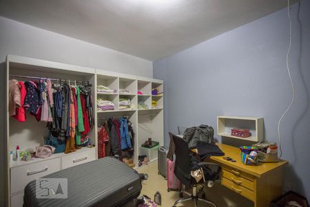 Casa de condomínio à venda com 450m², 5 quartos e 2 vagas Casa de condomínio à venda com 450m², 5 quartos e 2 vagasQuarto 3