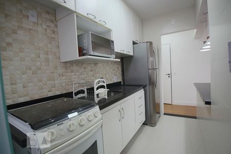 Cozinha de apartamento à venda com 1 quarto, 55m² em Bela Vista, São Paulo