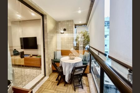 Varanda de apartamento à venda com 2 quartos, 73m² em Leblon, Rio de Janeiro