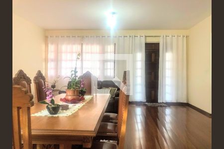 Casa à venda com 6 quartos, 421m² em Castelo, Belo Horizonte
