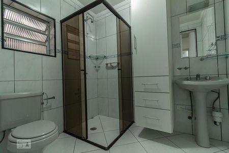 Banheiro de casa para alugar com 3 quartos, 110m² em Jardim Oriental, São Paulo