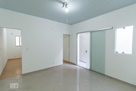 Sala de casa para alugar com 3 quartos, 110m² em Jardim Oriental, São Paulo