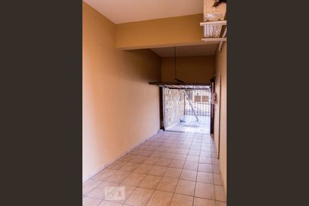 Casa para alugar com 340m², 5 quartos e 4 vagas Casa para alugar com 340m², 5 quartos e 4 vagasGaragem