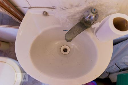 Casa para alugar com 340m², 5 quartos e 4 vagas Casa para alugar com 340m², 5 quartos e 4 vagasDetalhe banheiro de serviço 2