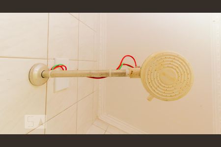 Casa para alugar com 340m², 5 quartos e 4 vagas Casa para alugar com 340m², 5 quartos e 4 vagasDetalhe banheiro de serviço 2